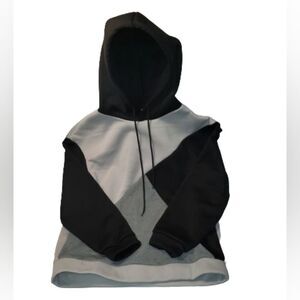 Hoodie and sweatpants, Womens Medium. Grey and Black NWOT
